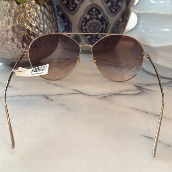 NWT GIVENCHY Brown Pilot Ladies Sunglasses
Item No. GV 7170/G/S OJ5G/HA 64 - Picture 7 of 9